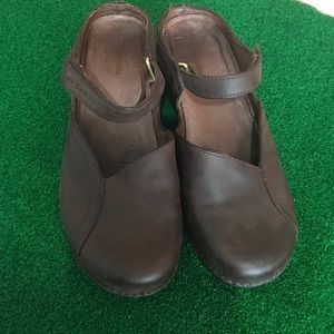 Patagonia Better Clogs Curve Cattail Brown Sz 7